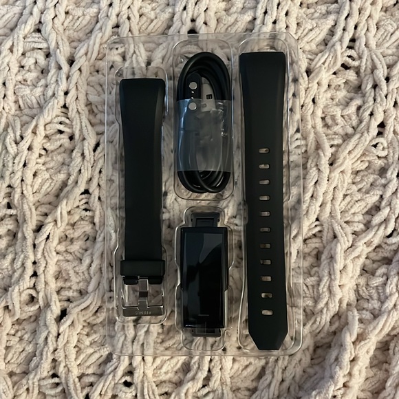 NIB Fitness Tracker - Picture 3 of 4